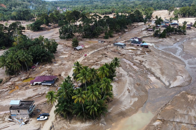 Social Media and Digital Communication: Transforming Disaster Relief in Sri Lanka
cyclone ditwah