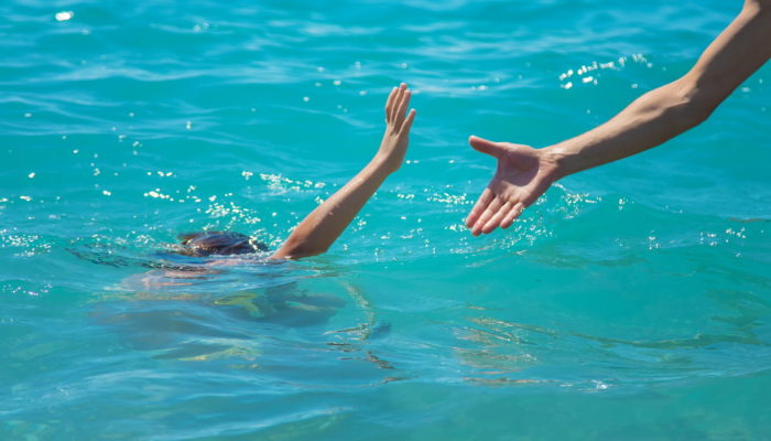 How Can Sri Lankans Avoid Deadly Road Accidents and Water Drownings During Holidays?