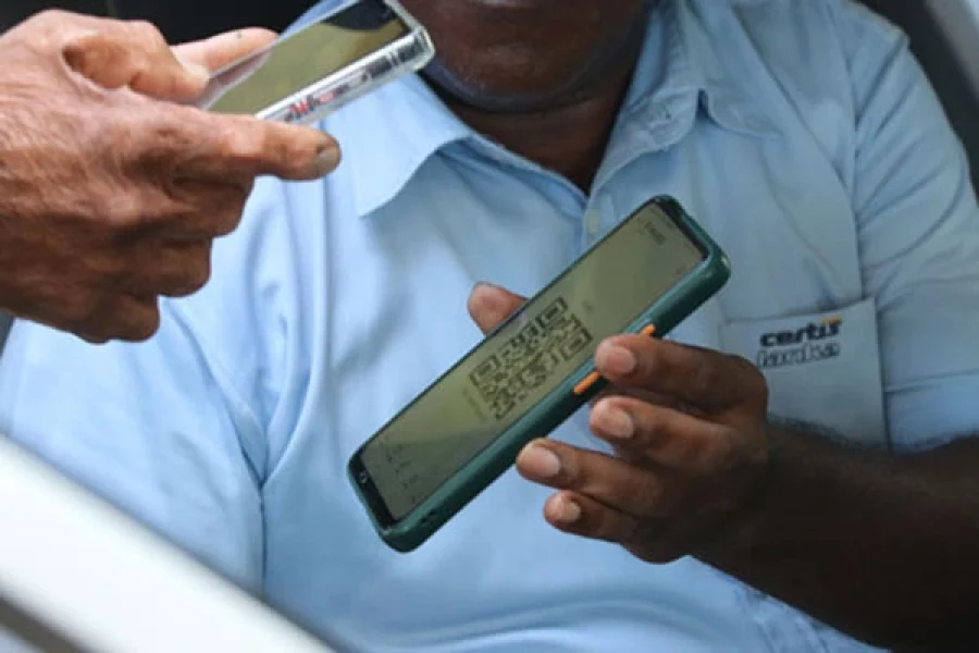 Sri Lanka Fuel Pass QR System: Challenges in Registration Highlight the Road Ahead for Digital Sri Lanka